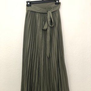 LuLaRoe Deanne Pleated Maxi Wrap Skirt Army Green
